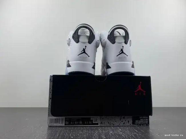Air Reverse Jordan CT8529-112 Oreo 6 0508
